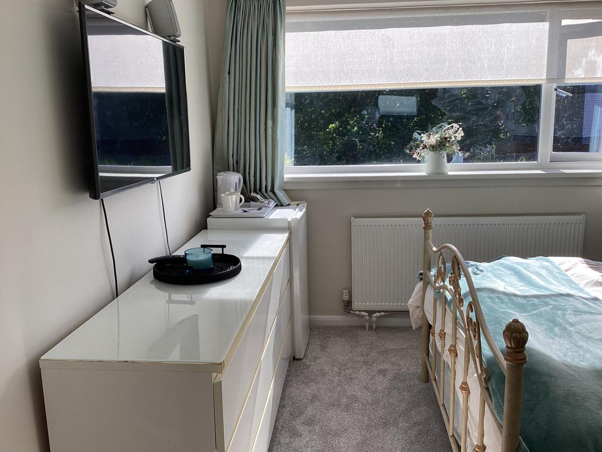 Park House Apartment Тамуърт Екстериор снимка